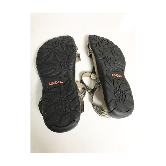 Taos Size 6 Trophy Sandal - Picture 8 of 11